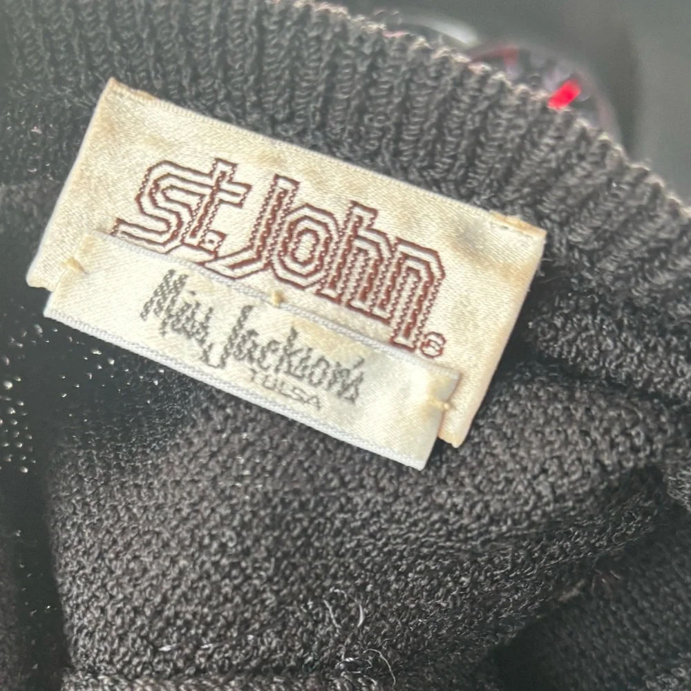 Vintage St.John Santana Knit Black Embellished Dress Jeweled Collar Size 4 - Picture 7 of 16